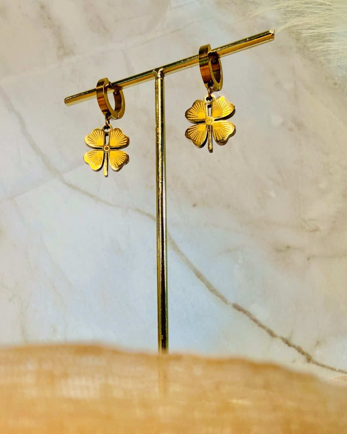 Serendipity| 18k Gold Plated| Anti Tarnish Clover Earrings