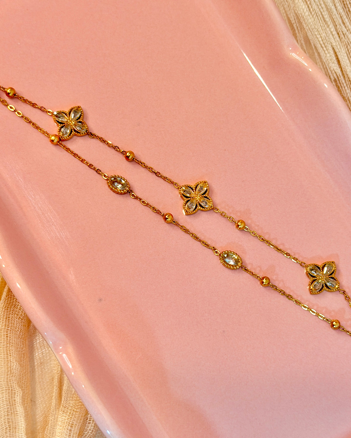Bloom| 18k Gold Plated| Anti Tarnish Clover Bracelet