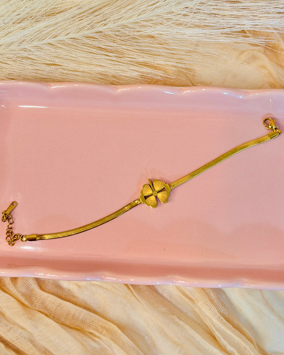 Serendipity| 18k Gold Plated| Anti Tarnish Clover Bracelet