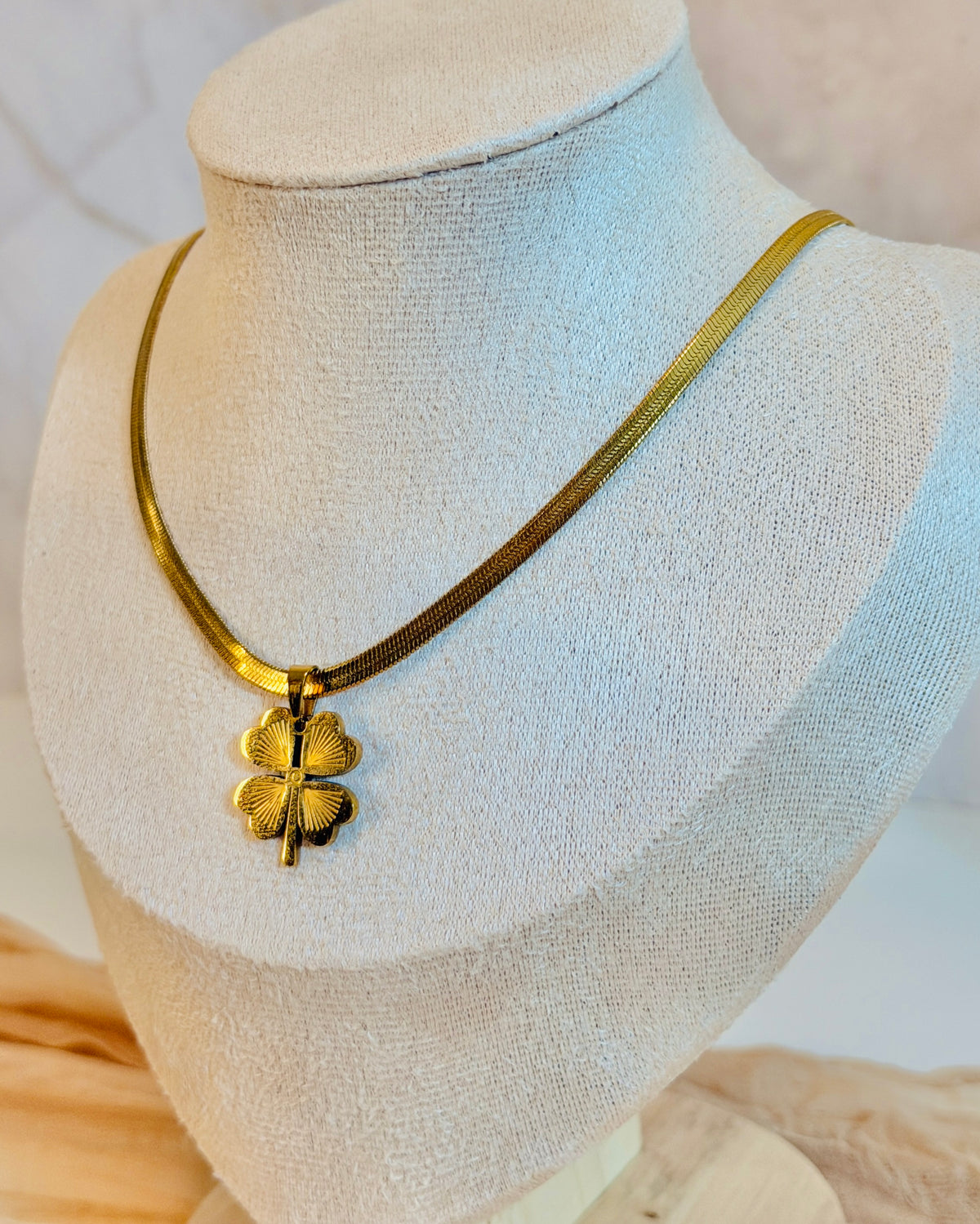Serendipity| 18k Gold Plated| Anti Tarnish Clover Necklace