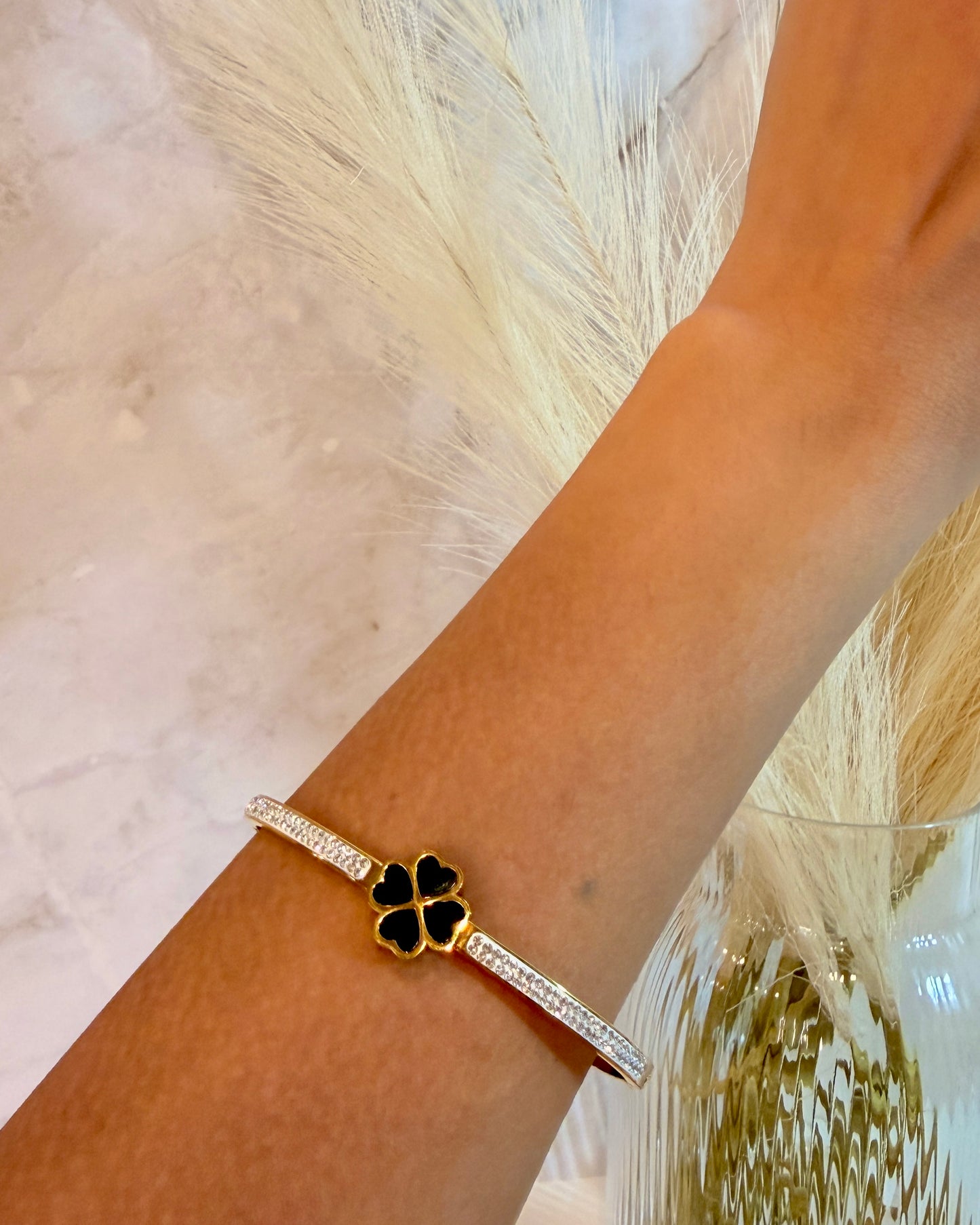 Favor- Clover Bracelet
