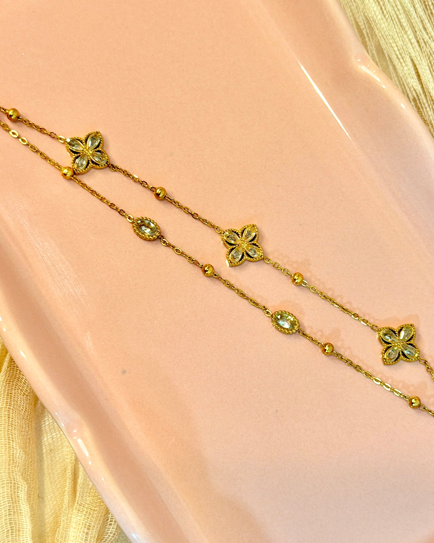 Bloom-Clover Bracelet