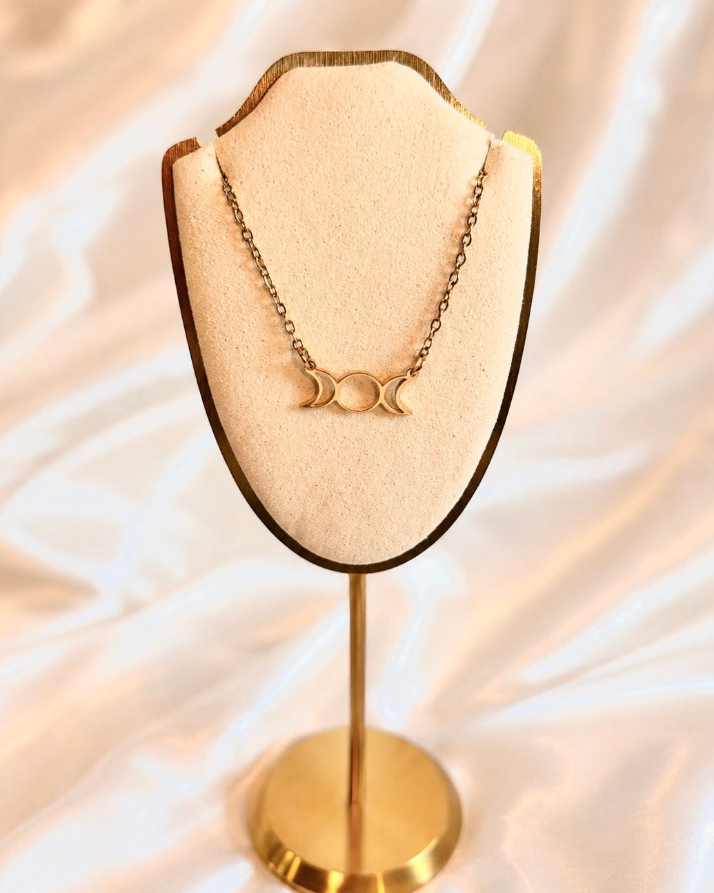 Selene Necklace