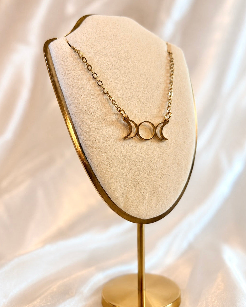 Selene Necklace